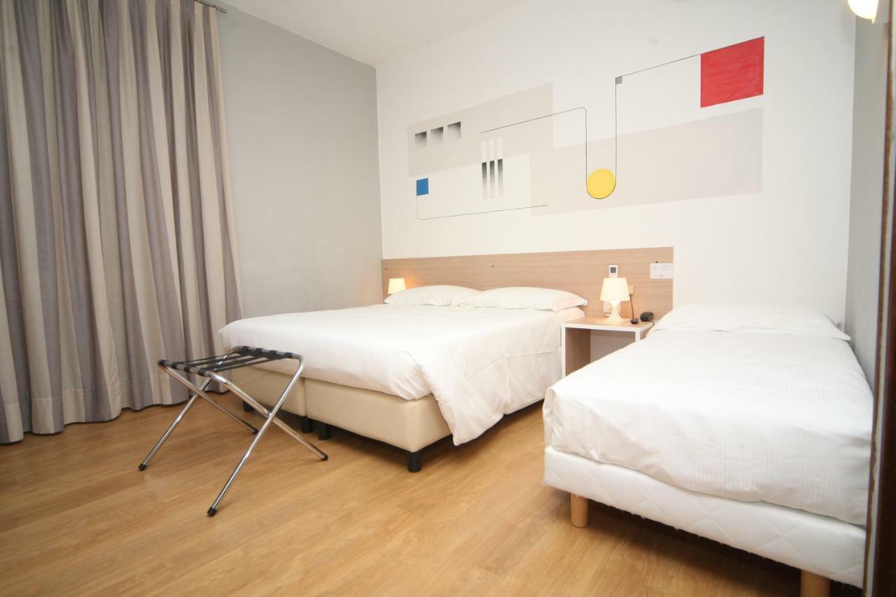 Anton&Art Hotel Lake Como Buitenkant foto
